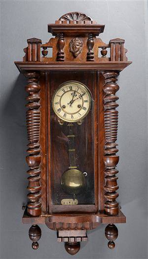 Vægur af maghogni, 1900-tallet