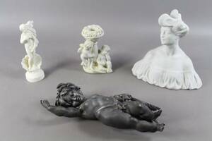Figuriner 3 st och ljusstake