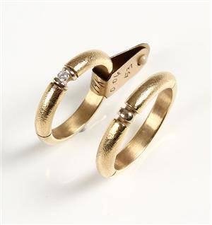 Herre samt damering, 14 kt. med brillant 0,06 ct. 2