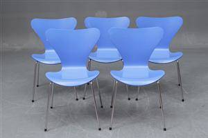 Arne Jacobsen, 7er stole model 3107, blålakeret 5 