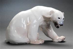Bing  Grøndahl. Isbjørn af porcelæn 