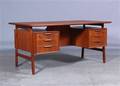 Omann Jun. Fritstående skrivebord, teaktræ