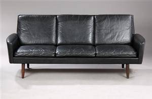 Dansk møbelproducent. Tre-pers sofa, læder