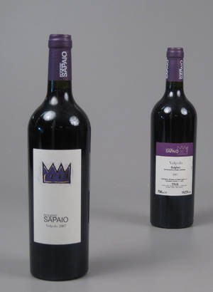 18 flasker Volpolo, årg. 2007. Podere Sapaio, DOC Superiore Bolgheri, Toscana, Bolgheri.
