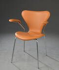 Arne Jacobsen. Armstol model 3207, Cognacfarvet læder