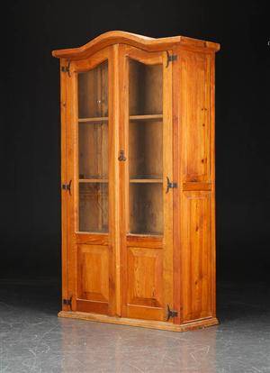 Vitrineskab, 2000-tallet