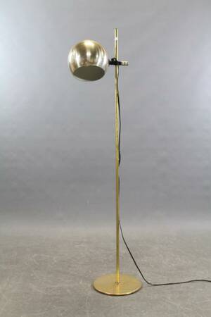 Golvlampa i mässing