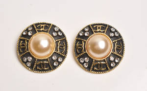 Chanel, par vintagebijoux øreclips