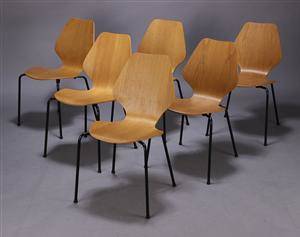 Dansk møbelproducent. Stabelstole, egetræ 6