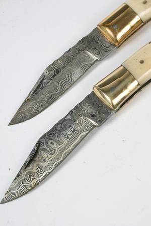 Par håndlavede jagtknive m. hvide greb i ben 2