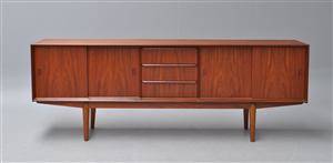 Dansk møbelproducent, lav skænk i teak