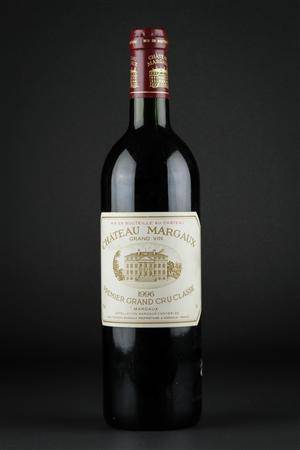 1 flaske Chateau Margaux 1996.