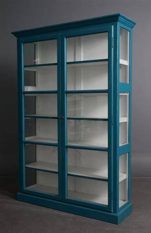 Vitrineskab, blå antikbemaling  