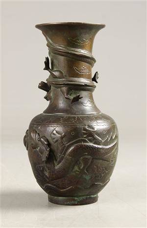 Kinesisk vase, bronze, 1900-tallets begyndelse