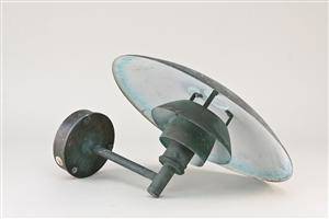 Poul Henningsen. PH 4,53 udendørslampe af kobber   