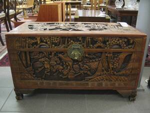 Kamferkista,  längd 88