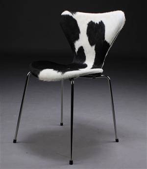 Arne Jacobsen. 7er stol, koskind, ekstra højt stel 