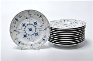 Royal Copenhagen Musselmalet, riflet. 11 frokosttallerkner11