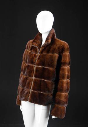 Jakke af mink, kort model, str. ca. 38