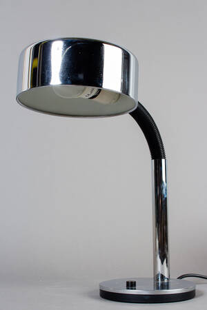 Verstellbare Tischlampe. 1980er Jahre.