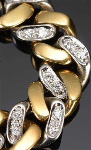 Brillantring, ca 0.18 ct  af tofarvet 18 kt guld