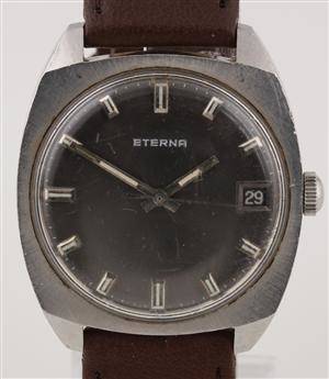 Eterna Watch Co. Vintage herreur i stål med sølvgrå skive med dato, 1970 erne