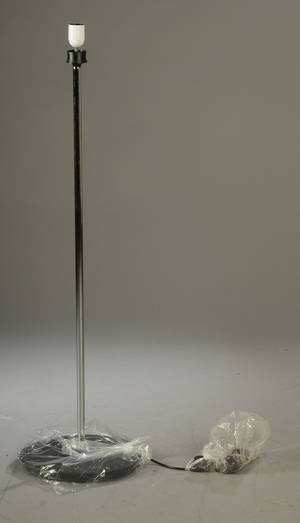 Poul Henningsen 1894-1967. PH80 standerlampe