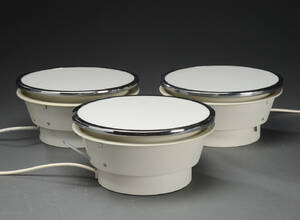 Arne Jacobsen. Tre munkegaards lamper 3