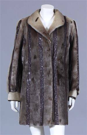 Sælskindspels, str. 40-42 