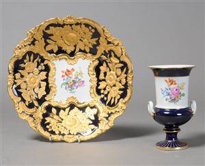 Meissen. Vase og fad, porcelæn. 2