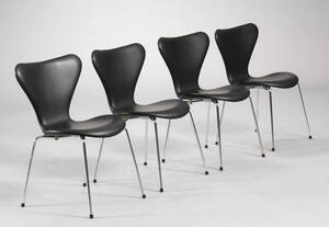 Arne Jacobsen. Fire stole model 3107 Syveren 4