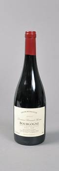 24 fl. 2007 Domaine Moreau Bourgogne Rouge Pinot Noir, Frankrig.  Rødvin. 24