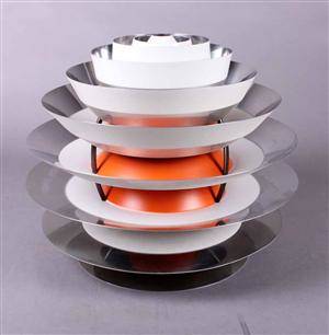 Poul Henningsen 1894-1967. Kontrastpendel 