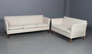 To- samt trepers sofa, beige uld. 2
