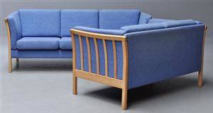 Stouby. Sofasæt best. af to samt tre-personers tremmesofa 2