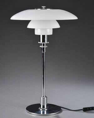 Bordlampe, Louis Poulsen, PH 32 bordlampe af Poul Henningsen