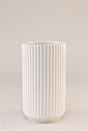 Lyngby vase af porcelæn