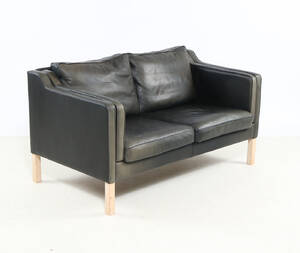 Mogens Hansen To-pers.sofa med sort læder