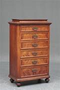Chiffoniere i eg- og elmetræ med Københavnertop