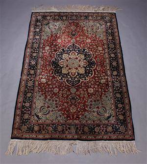 Persisk silketæppe, 186 x 120 cm.