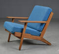 Hans J. Wegner. Lænestol model GE-290