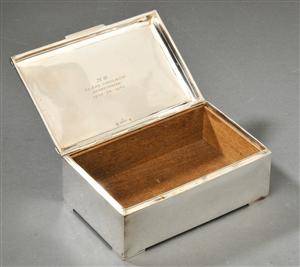 A. Michelsen. Cigaræske af sølv