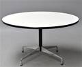 Charles Eames. Rundt spisebord  Segmented Table. Ø 130 cm 