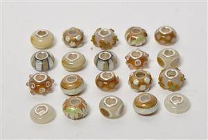 20 Charms Beads - Charlotte Borgen - Brun