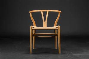Hans J. Wegner. Y- stol af bøgetræ