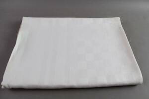 Linneduk med schackmönster