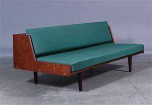 Hans J. Wegner. Briks sovesofa, teaktræ