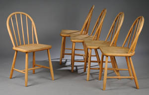 Børge Mogensen 1914-1972. Fem tremmestole af bøg. 5