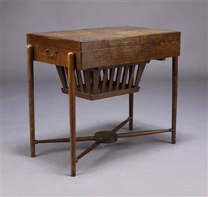 Dansk møbelproducent. Sybord, 1940erne