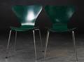 Arne Jacobsen. To Syver stole, Model 3107 2 